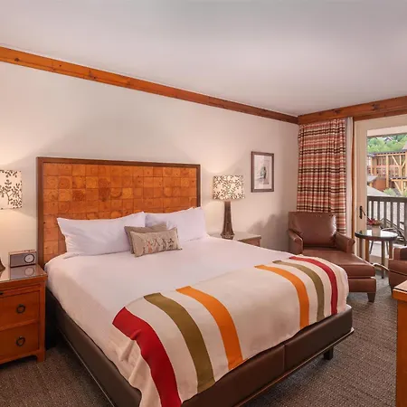 The Lodge At Spruce Peak, A Destination By Hyatt Residence Stowe Exterior photo