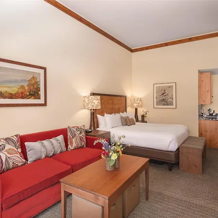 The Lodge At Spruce Peak, A Destination By Hyatt Residence Stowe Exterior photo